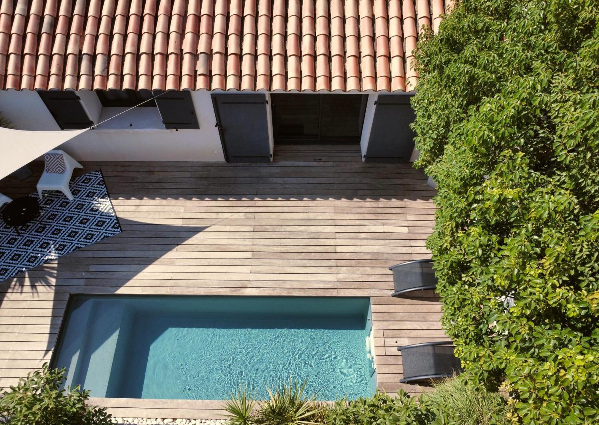 Maison Contemporaine Avec Piscine Privee Chauffee, Entre Plages Et Provence, Borne 11 Kw Istres Exterior photo